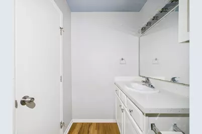 2404 Longview Street #206, Austin, TX 78705 - Photo 23