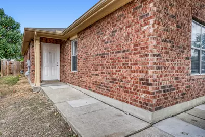 211 Remington Run, Bastrop, TX 78602 - Photo 5