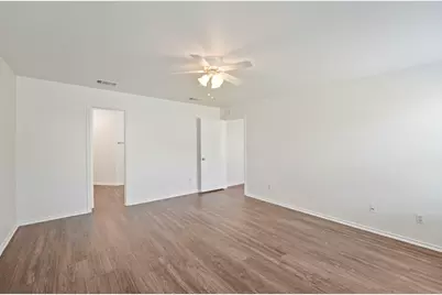 211 Remington Run, Bastrop, TX 78602 - Photo 17