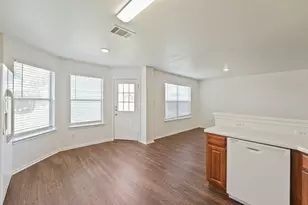 211 Remington Run, Bastrop, TX 78602 - Photo 13