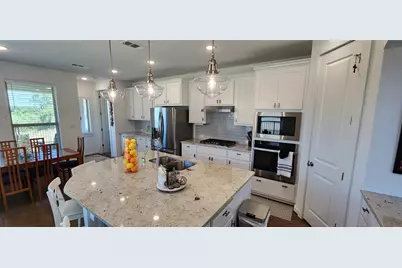 128 Rosebush Drive, Liberty Hill, TX 78642 - Photo 11