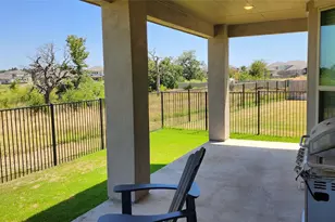 128 Rosebush Dr, Liberty Hill, TX 78642 - Photo 37