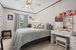 198 Pine Shadows Ln, Bastrop, TX 78602 - Photo 23