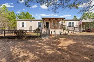 198 Pine Shadows Ln, Bastrop, TX 78602 - Photo 5