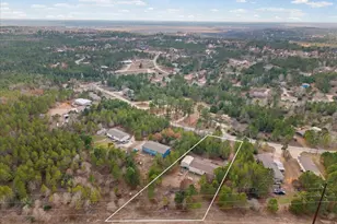 198 Pine Shadows Ln, Bastrop, TX 78602 - Photo 31