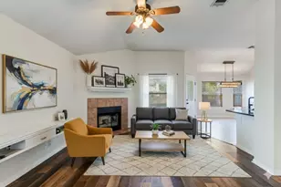 107 Cassandra Dr, Hutto, TX 78634 - Photo 3