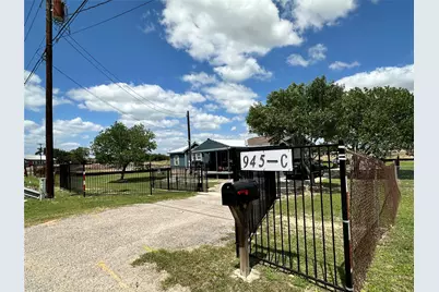 945 Old San Antonio Road #C, Buda, TX 78610 - Photo 3