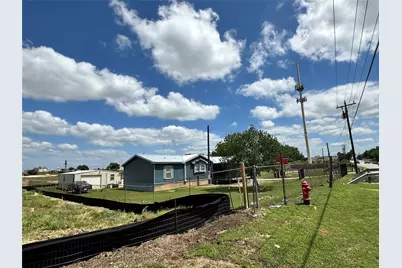 945 Old San Antonio Road #C, Buda, TX 78610 - Photo 5