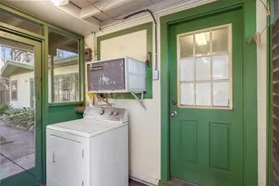 2004 Griswold Lane, Austin, TX 78703 - Photo 27