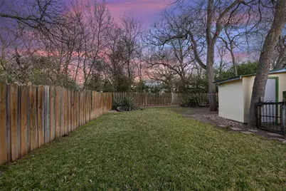 2004 Griswold Lane, Austin, TX 78703 - Photo 13