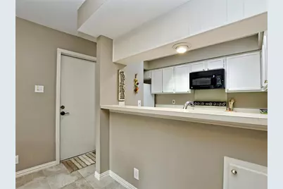 7919 Ridgeline Drive N, Austin, TX 78731 - Photo 9