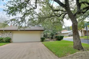 7919 Ridgeline Dr N, Austin, TX 78731 - Photo 23