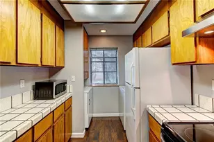7122 Wood Hollow Dr, Austin, TX 78731 - Photo 7