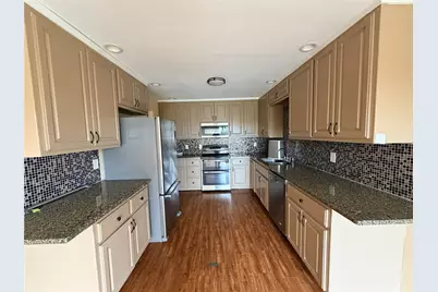 1008 Clayton Nolen Drive #107, Horseshoe Bay, TX 78657 - Photo 9
