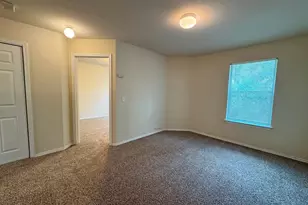 251 Utterback, Kyle, TX 78640 - Photo 15