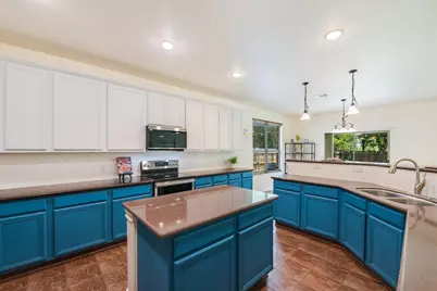 10229 English Oak Drive, Austin, TX 78748 - Photo 13