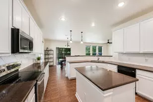10229 English Oak Dr, Austin, TX 78748 - Photo 9
