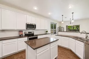 10229 English Oak Dr, Austin, TX 78748 - Photo 11
