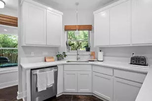 10103 Twin Lake Loop, Dripping Springs, TX 78620 - Photo 15