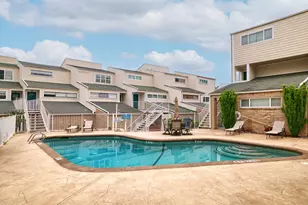 1818 S Lakeshore Blvd, Austin, TX 78741 - Photo 17