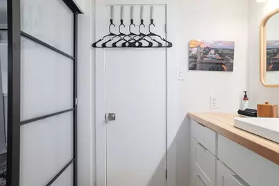 1818 S Lakeshore Boulevard #25, Austin, TX 78741 - Photo 15