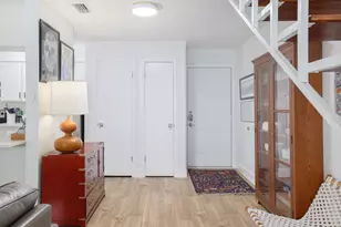 1818 S Lakeshore Blvd, Austin, TX 78741 - Photo 9
