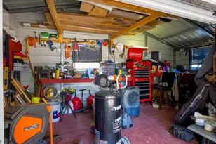 301 E Castlebriar Dr, Marble Falls, TX 78654 - Photo 7