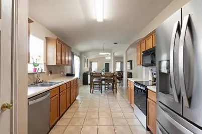 104 Whirling Eddy Cove, Hutto, TX 78634 - Photo 7