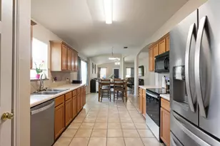 104 Whirling Eddy Cove, Hutto, TX 78634 - Photo 7