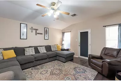 104 Whirling Eddy Cove, Hutto, TX 78634 - Photo 5