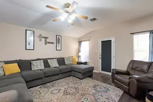 104 Whirling Eddy Cove, Hutto, TX 78634 - Photo 5