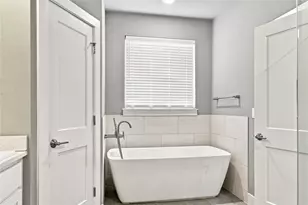 112 Dax Dr, Liberty Hill, TX 78642 - Photo 13
