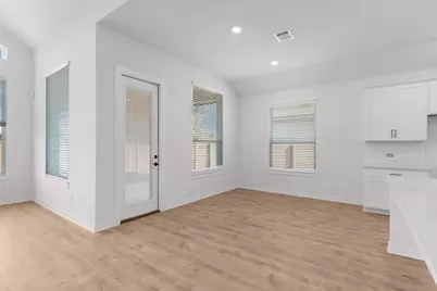 1009 Rollingwood Trail, Georgetown, TX 78633 - Photo 21