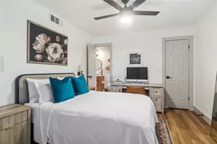 1313 E 52nd St, Austin, TX 78723 - Photo 7