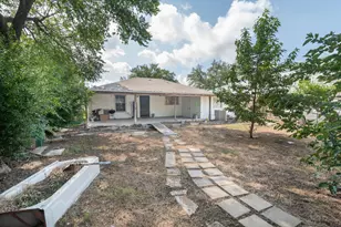 1106 Saucedo St, Austin, TX 78721 - Photo 29