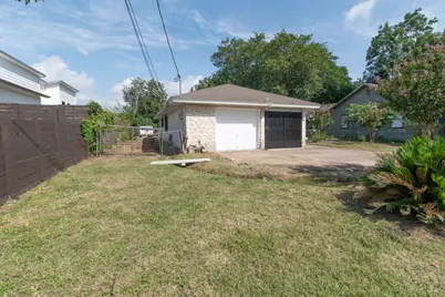 1106 Saucedo Street, Austin, TX 78721 - Photo 27