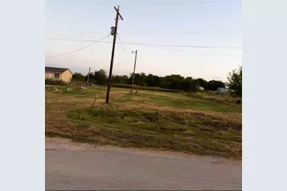 503 W Brook Street, Bartlett, TX 76511 - Photo 15