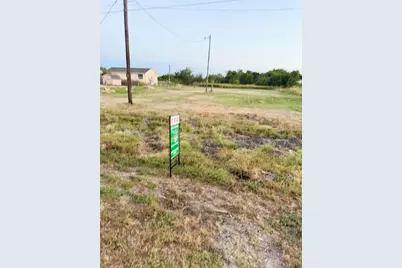 503 W Brook Street, Bartlett, TX 76511 - Photo 9