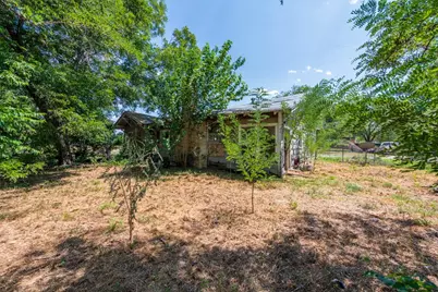 1507 Cummings Street, Luling, TX 78648 - Photo 7