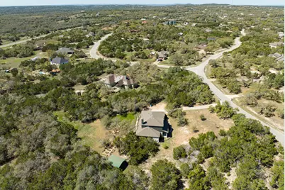 11201 W Cave Boulevard, Dripping Springs, TX 78620 - Photo 33