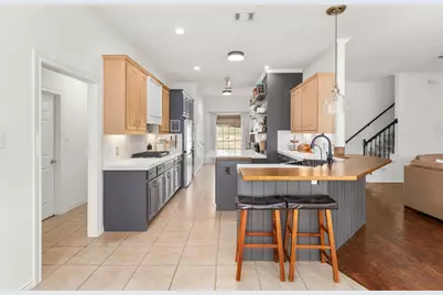 11201 W Cave Boulevard, Dripping Springs, TX 78620 - Photo 9