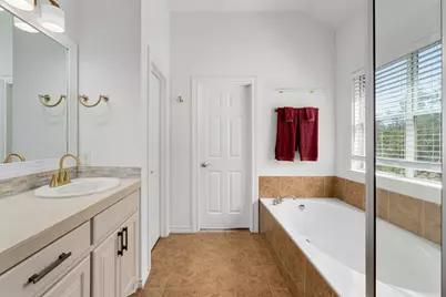11201 W Cave Boulevard, Dripping Springs, TX 78620 - Photo 19