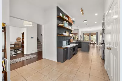 11201 W Cave Boulevard, Dripping Springs, TX 78620 - Photo 13