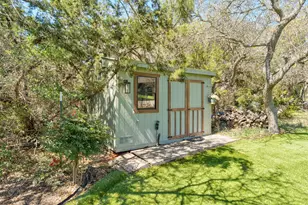 11201 W Cave Blvd, Dripping Springs, TX 78620 - Photo 31
