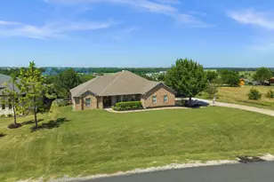 133 Sentry Point, Hutto, TX 78634 - Photo 3