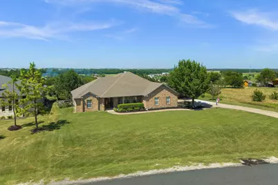 133 Sentry Point, Hutto, TX 78634 - Photo 3