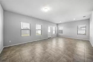 311 Chesterfield Dr, Kyle, TX 78640 - Photo 5