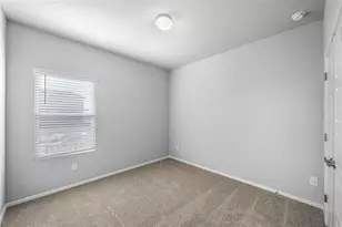 311 Chesterfield Dr, Kyle, TX 78640 - Photo 11