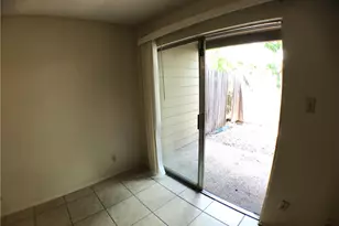 630 Maiden Ln Ln, Austin, TX 78705 - Photo 9