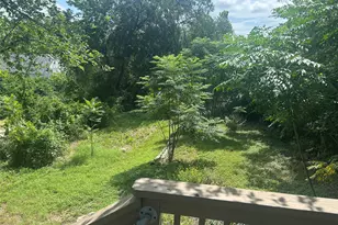 1137 Poquito St, Austin, TX 78702 - Photo 17